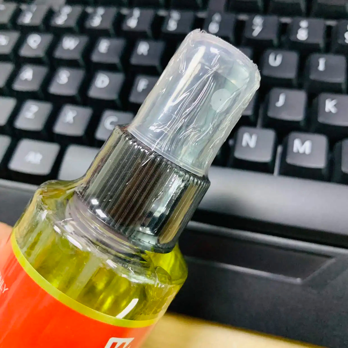 C-22 Solvent Spray Remover for Lace Wigs and Toupee Adhesive