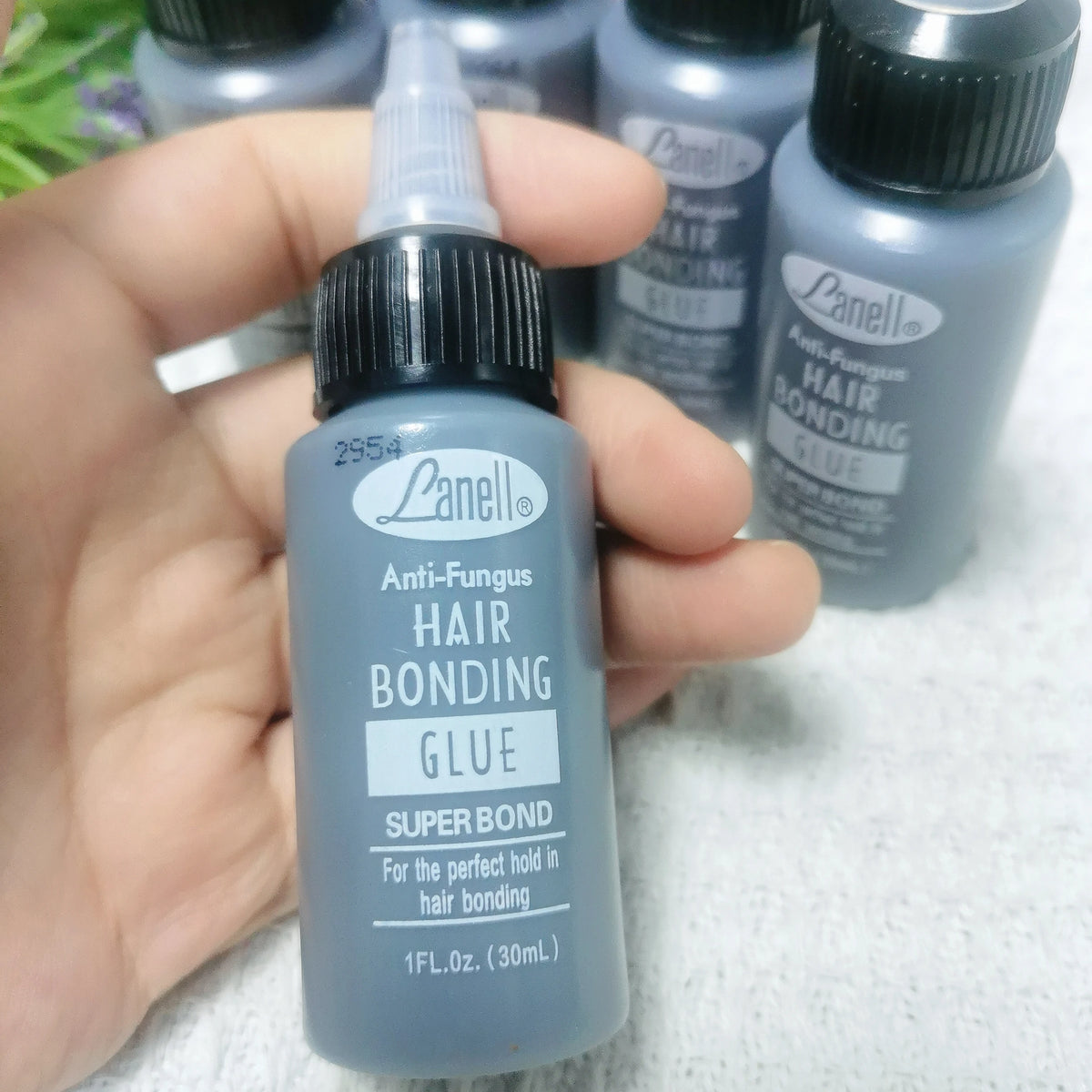Black Hair Weaving Bonding Glue - Anti-Fungus Super Bond (1/2/4 oz)