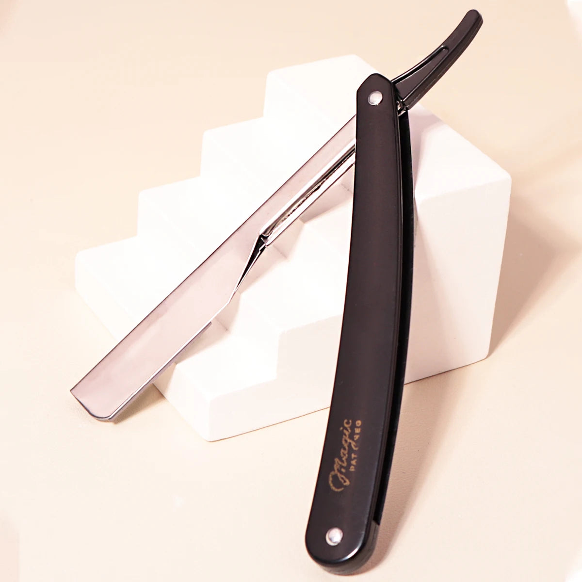 Straight Edge Shaver - High-End Salon Folding Men's Manual Shaver (1/2 Pieces)